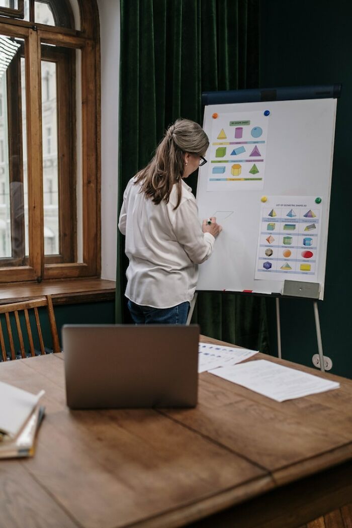 "Glad You Lost Your Job For That": 35 People Share The Biggest Grudges They Held Against Their Teachers