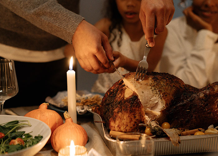 The Internet Applauds This Guy For Standing Up To His Sister And Her "Picky" Children During Christmas Dinner