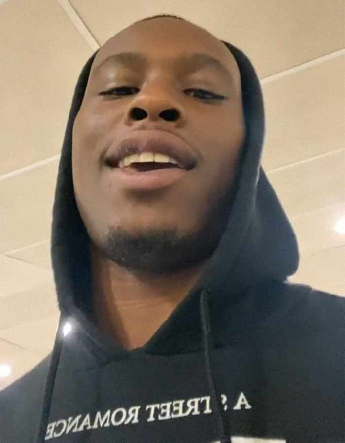 13 Random Strangers Rented A Van Together To Go On A Road Trip After Their Flight Got Canceled And Here's How It Went