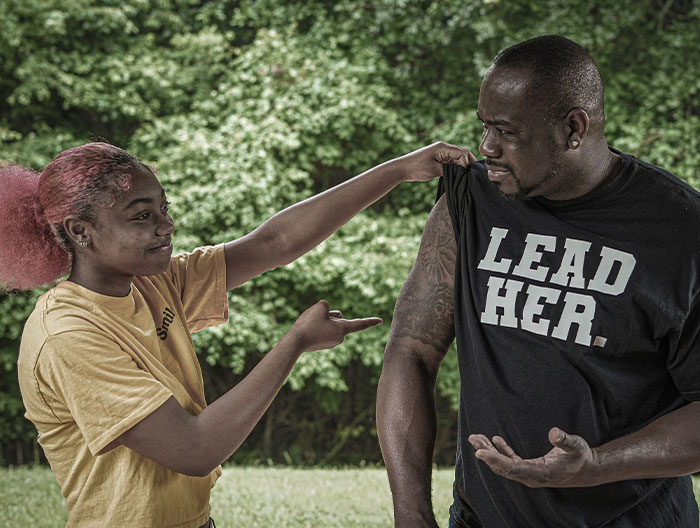 30 Daughters Share What Their Fathers Didn't Know While They Were Growing Up