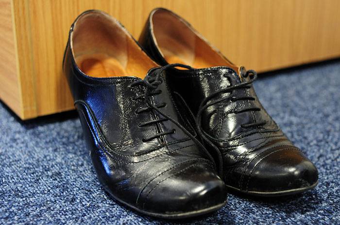 30 People Share Things That Are Not Worth It Or Even Dangerous To Buy Secondhand