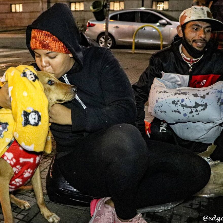 In Brazil, Dogs Make Homeless Children's Lives A Little Less Sad (30 Pics)