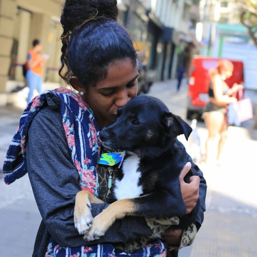In Brazil, Dogs Make Homeless Children's Lives A Little Less Sad (30 Pics)
