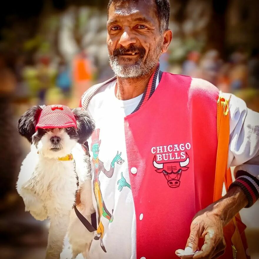 In Brazil, Dogs Make Homeless Children's Lives A Little Less Sad (30 Pics)