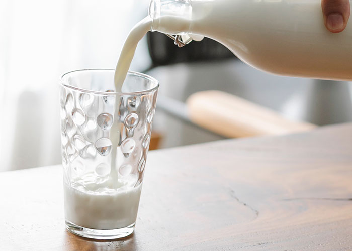 30 Weird And Disturbing Rules Parents Had Their Children Follow