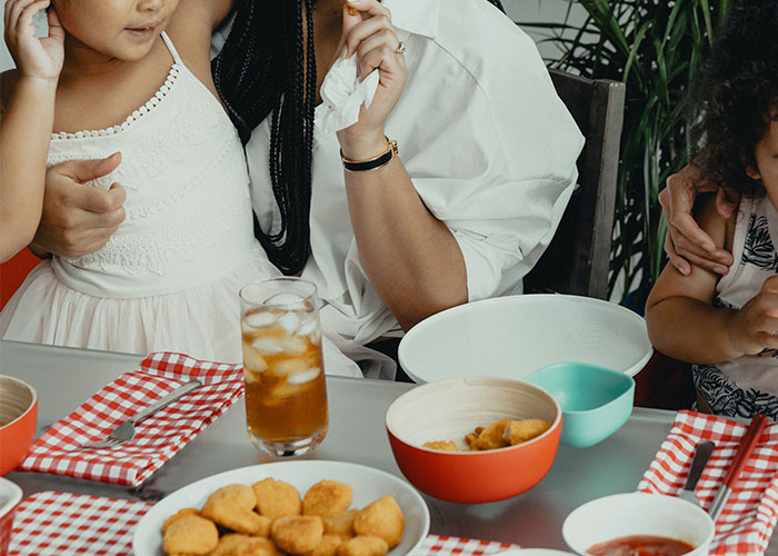 30 Weird And Disturbing Rules Parents Had Their Children Follow