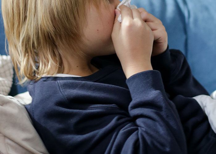 30 Weird And Disturbing Rules Parents Had Their Children Follow