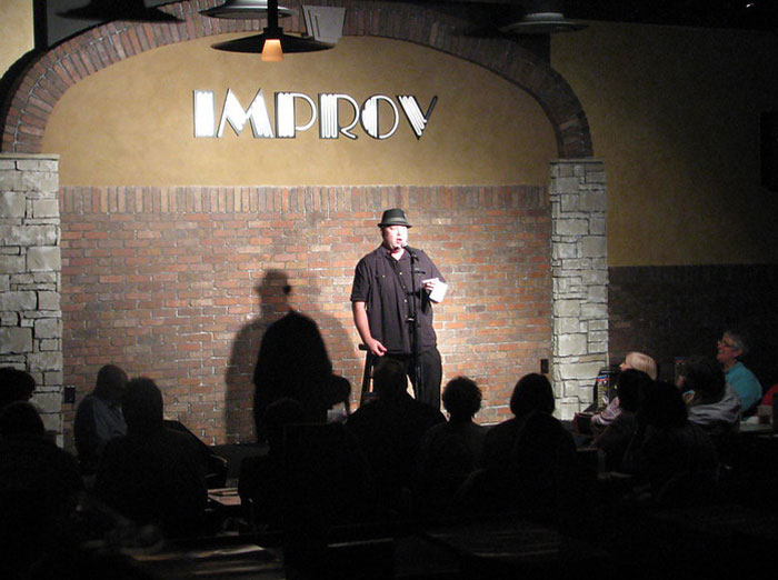 40 Wholesome "Green Flags" That People Noticed In Their Dates That Made Them Want To Go On Another Date