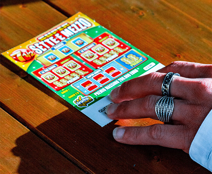 The Dark Side Of Winning The Lottery: Person Shares Examples Of How Winning Big Can Ruin Your Life