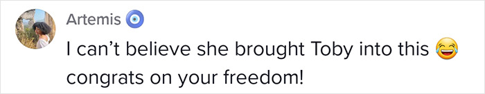 Parents Send A Christmas Card To Their Daughter After A Year Of Not Talking And Decide To Include A Hurtful Message Which Goes Viral With 2.6M Views