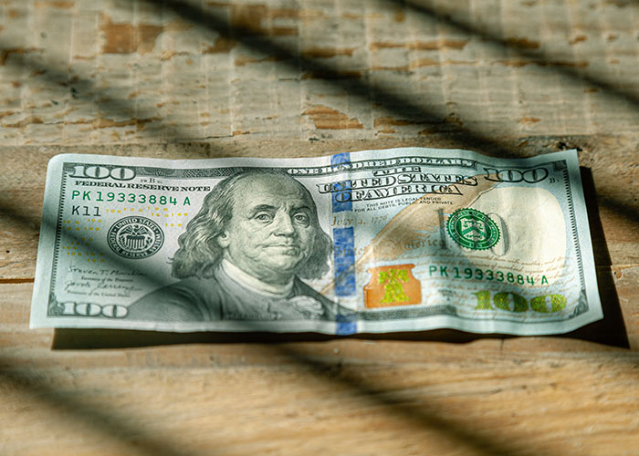 30 Times People Received Holiday Bonuses So Insulting, They Just Had To Vent In This Thread