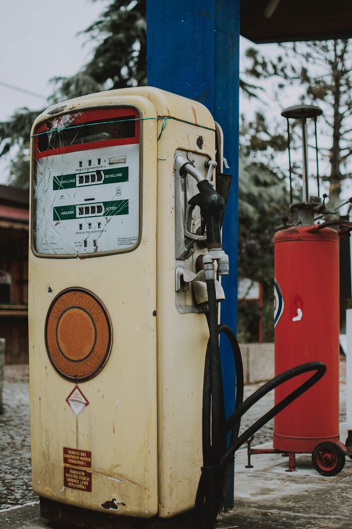 "Why Does This Even Exist?" 35 Inventions That People In This Online Thread Find Strange And Useless