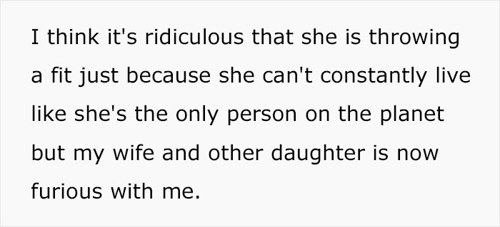 "She's Sitting On A Computer All Day": Dad Thinks His Work Is More Important Than Daughter's, Gets A Reality Check Online