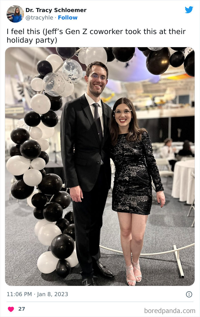 Gen-Z-vs.-Millenials-Taking-Pictures