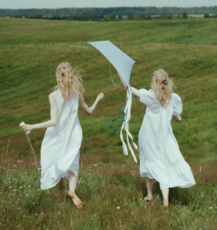 "I Had To Be In Therapy For Years Because Of Her": Woman Gets Told Off By Family For Not Wanting Her Twin Sister To Be Her Bridesmaid "I Had To Be In Therapy For Years Because Of Her": Woman Gets Told Off By Family For Not Wanting Her Twin Sister To Be Her Bridesmaid