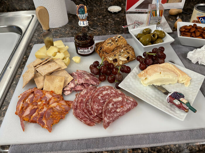 Person Wanted To Know What Are The Menu Items Chefs Hate Making And Got These 30 Answers