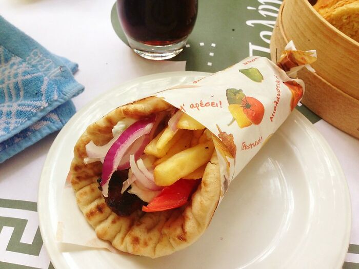 "It's Not Worth It": 30 Expensive, Complex Or Smelly Dishes That People Prefer Not To Cook At Home