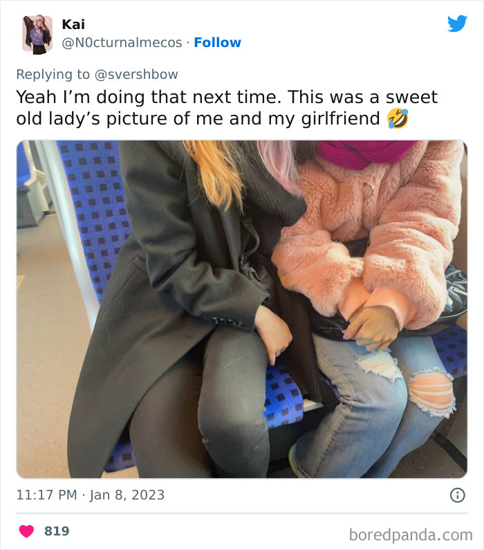 Gen-Z-vs.-Millenials-Taking-Pictures