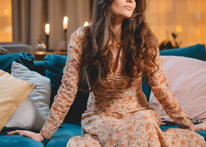 New Mom Is Sick Of Her Spouse Bodyshaming Her, Yells At Him In The Midst Of Family Christmas Gathering, Gets Called A Jerk