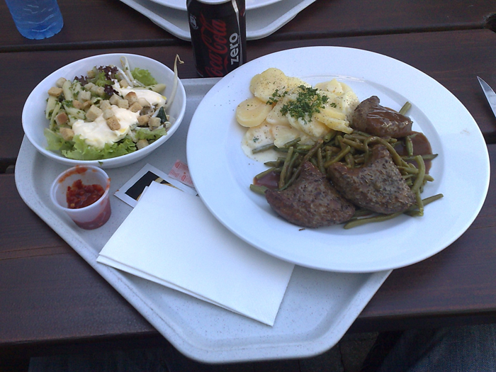 Cafe Visitor Takes Revenge On &lsquo;Karen&rsquo; Customers Who Told Them To Move To Another Table Even Though They Got There First