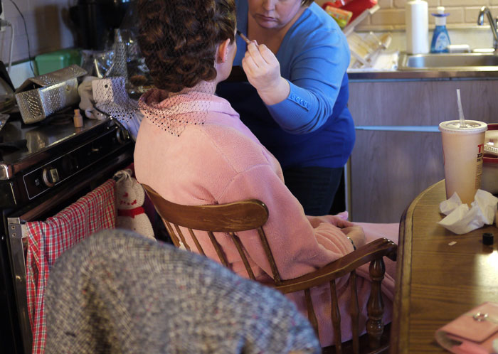 Bride-To-Be&rsquo;s 'Monster-In-Law' Won&rsquo;t Allow Her To Wear The Makeup She Wants And Her Future Husband Is On His Mother&rsquo;s Side