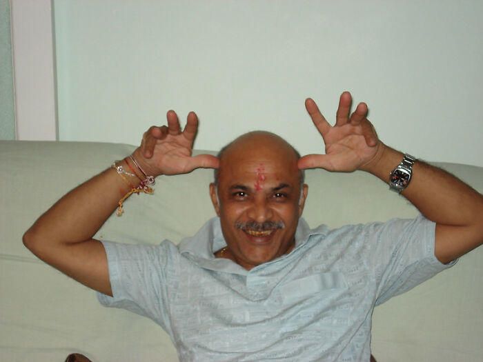 Someone Asked "What Is Something You Say To Scammers Instead Of Hanging Up?" And 50 People Gave The Best Responses