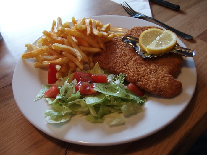 Person Wanted To Know What Are The Menu Items Chefs Hate Making And Got These 30 Answers