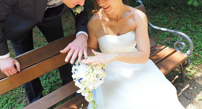 Bride-To-Be&rsquo;s 'Monster-In-Law' Won&rsquo;t Allow Her To Wear The Makeup She Wants And Her Future Husband Is On His Mother&rsquo;s Side