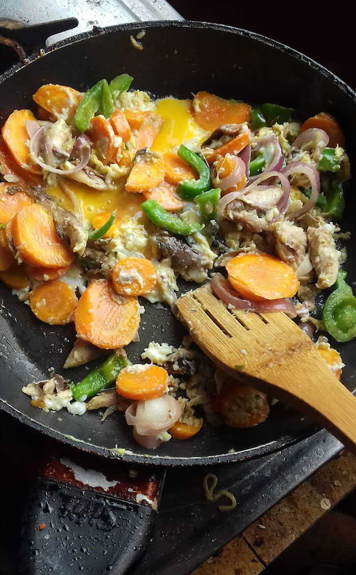 "Cooking Sins": 30 Home Cooks Share Their Secret Cooking Tricks And Shortcuts, No Matter How Unconventional They Are