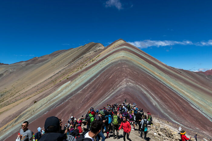 50 Disappointed Tourists Share Travel Destinations From Around The World That Aren't Worth The Hype