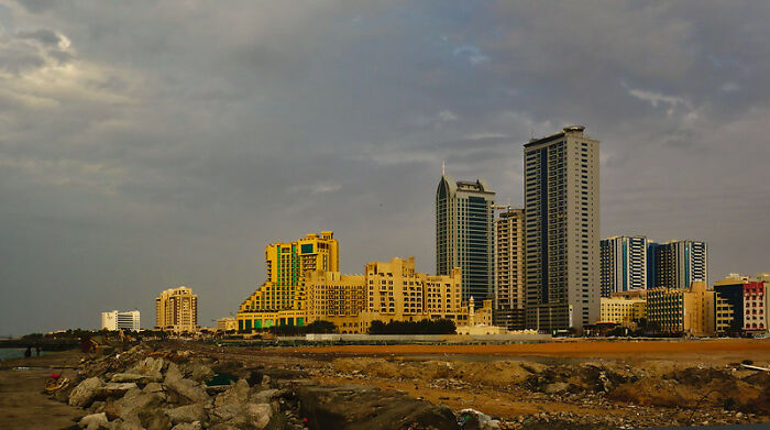 50 Disappointed Tourists Share Travel Destinations From Around The World That Aren't Worth The Hype