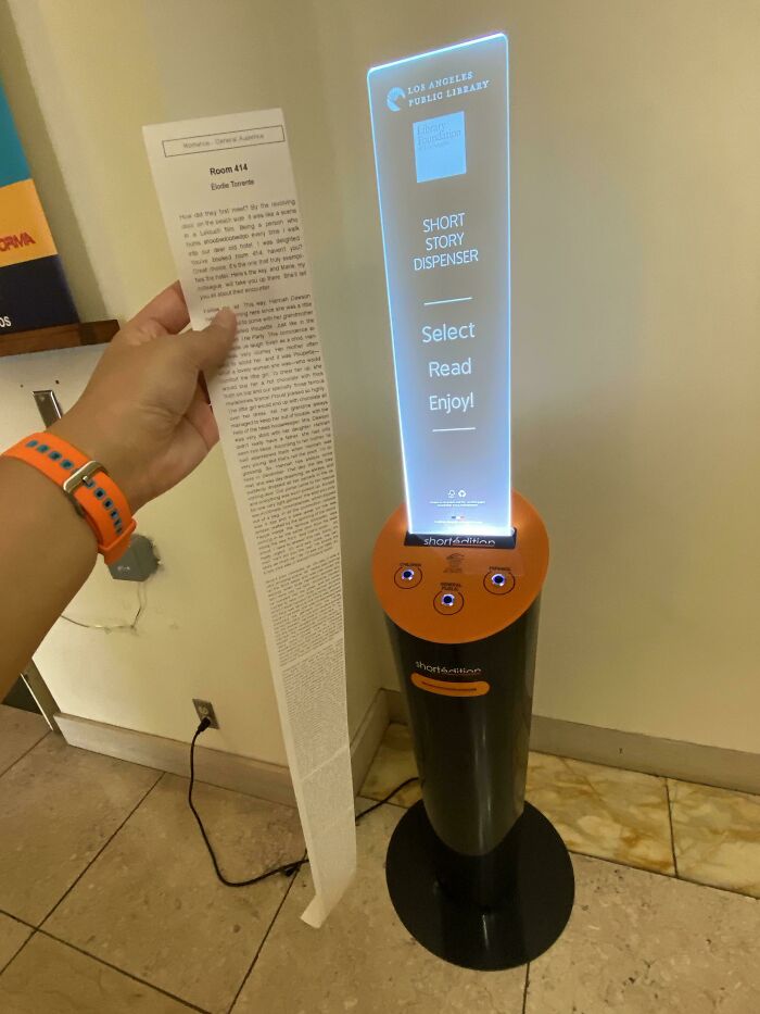 Short Story Dispenser At Los Angeles Public Library Central