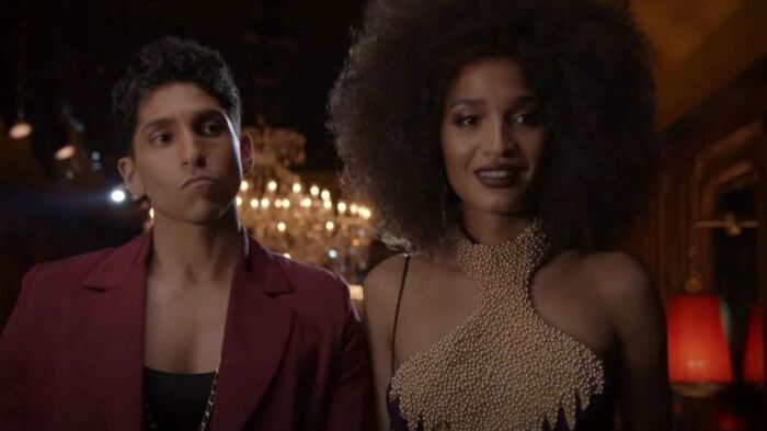 Angel and Lil in the nightclub 