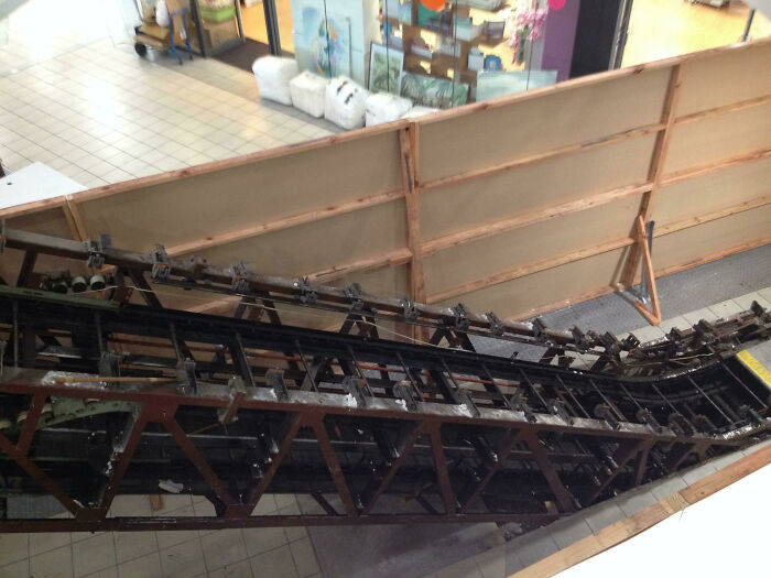 Escalator Without Covering