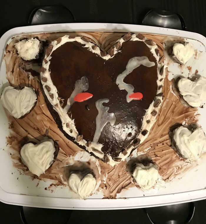 Tried To Make A Cake For Valentine’s Day With The Kissy Emoji Face. It Melted And Ended Up Looking Like It Was Crying And Spitting
