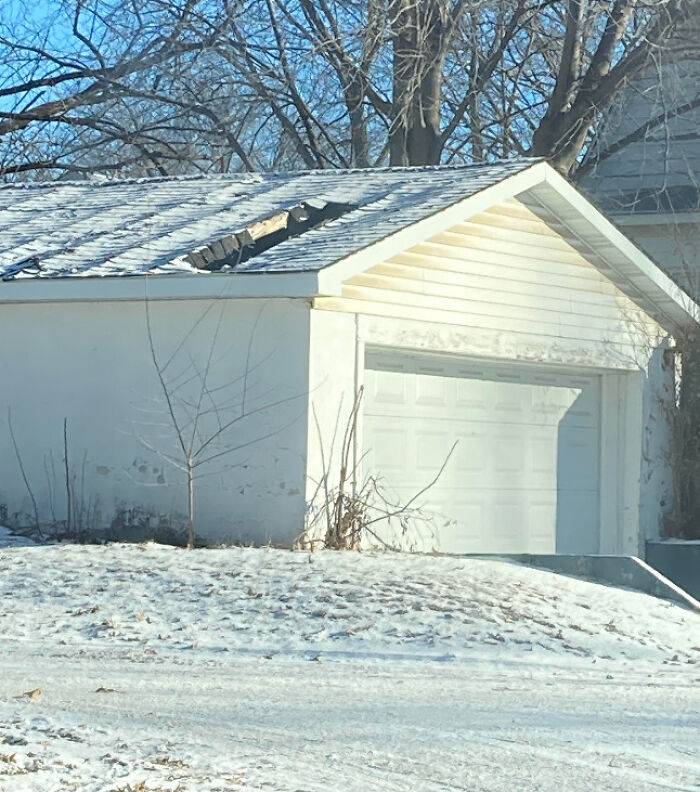 How Does A Roof With Only A Powdered Sugar Amount Of Snow Look Like That