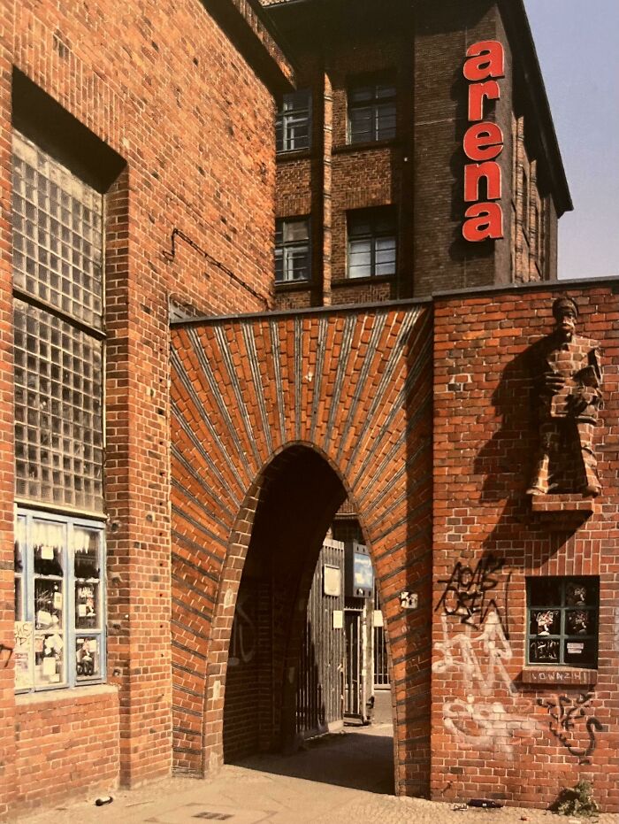 Sexy Fragments Of Metropolis, Berlin