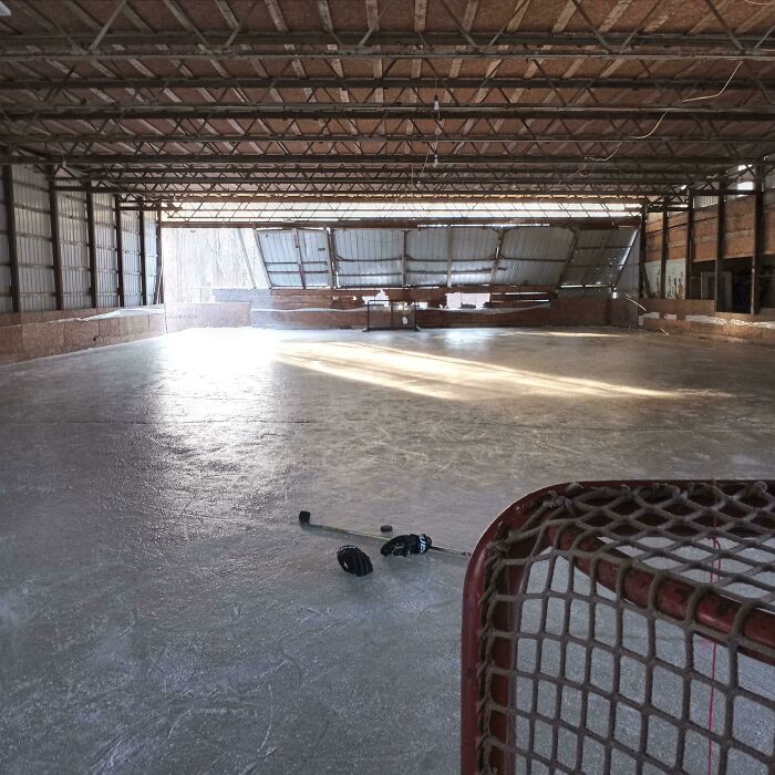 The Amish By My House Own An Old Airplane Hanger They Turned Into A Hockey Rink
