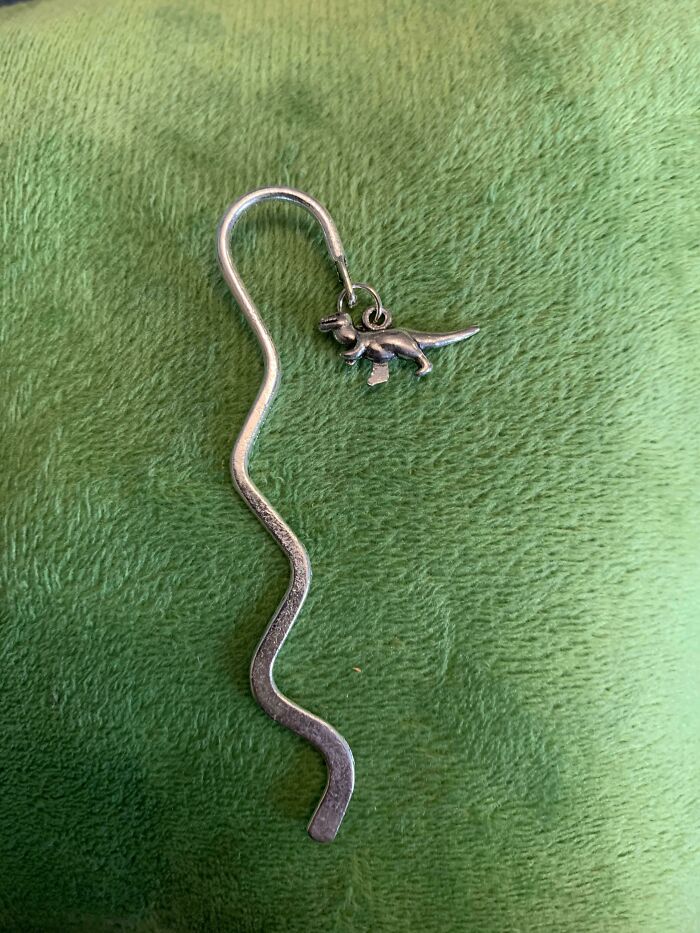 Help! Was Given A Present And Didn’t Want To Ask What It Was!