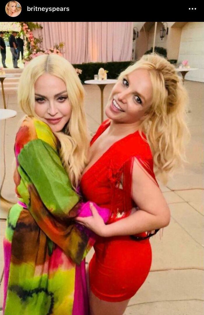 Ok Britney, Those Are Some Very Bendy Lines!