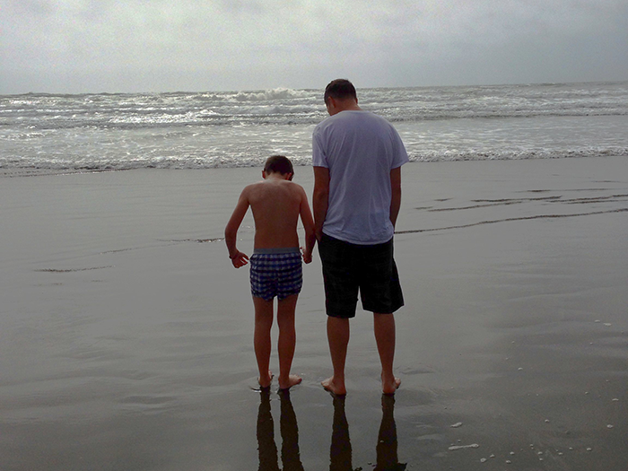 Netizens Side With This Dad For Reminding His Son's Teacher He's The Parent And Not His Girlfriend During Parent Meeting At School Netizens Side With This Dad For Reminding His Son's Teacher He's The Parent And Not His Girlfriend During Parent Meeting At School