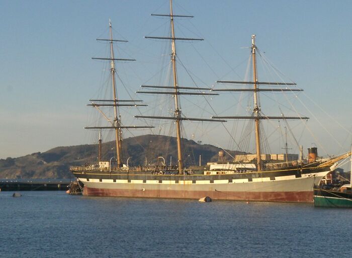 30 Of The Most Unusual, Most Mysterious, Or Just Weird Things Seafarers Ever Experienced During Their Journeys