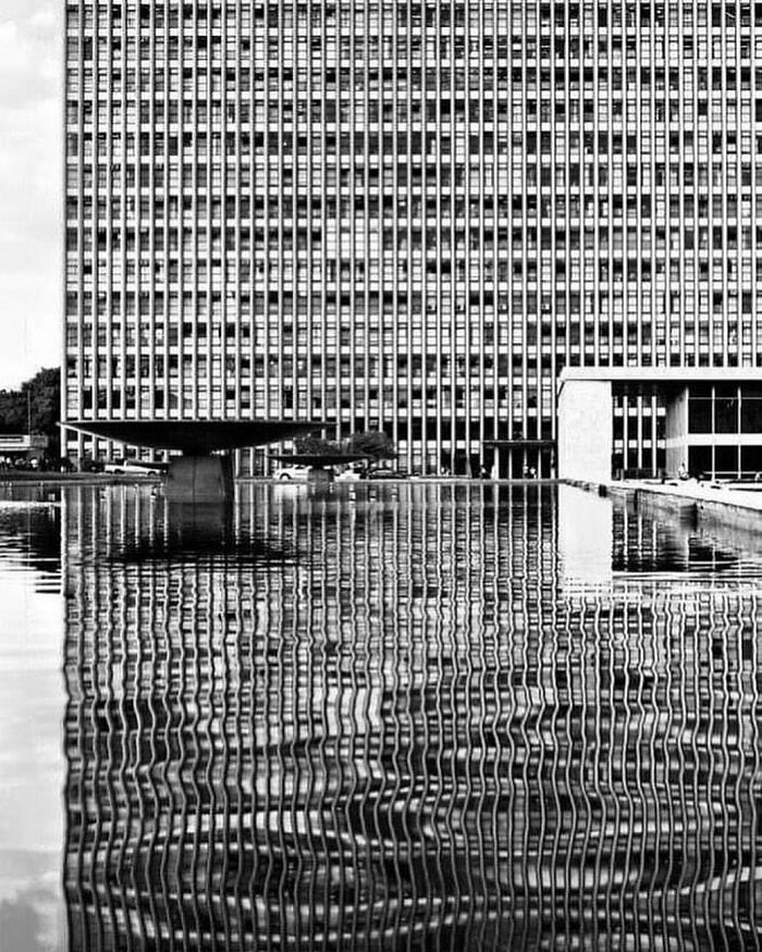 Palacio Do Buriti Brasilia Image By Bernie Dechant