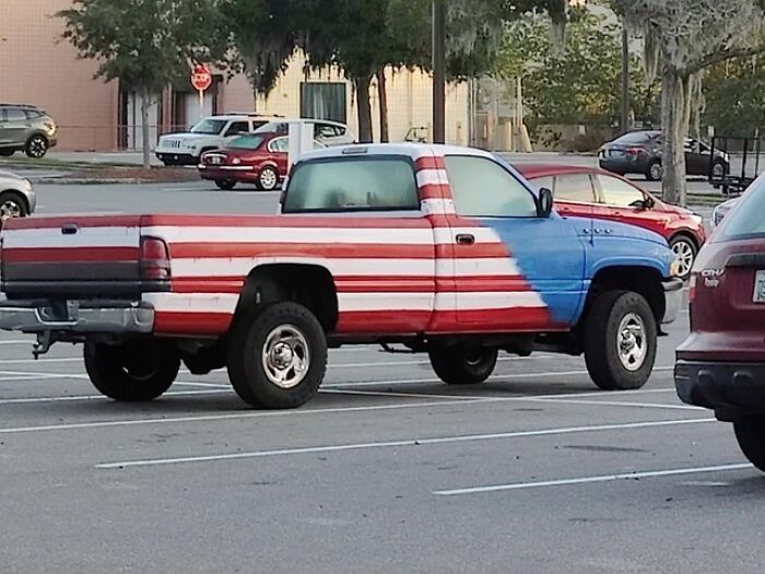 Weird-Screwed-Up-Looking-Cars-Pics