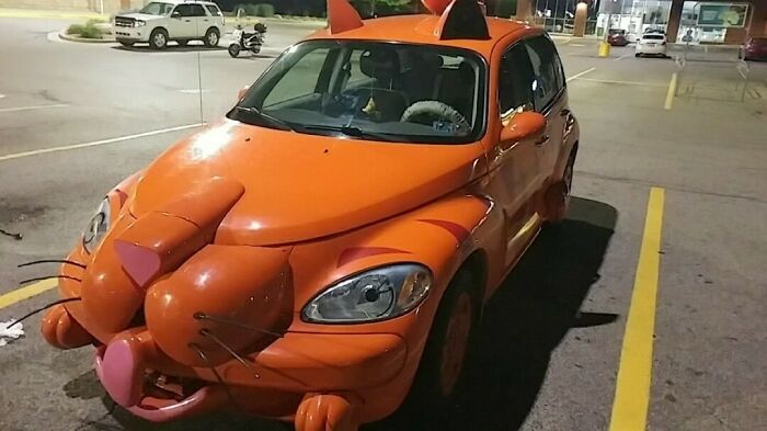 Weird-Screwed-Up-Looking-Cars-Pics