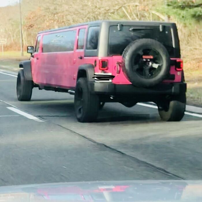 Weird-Screwed-Up-Looking-Cars-Pics