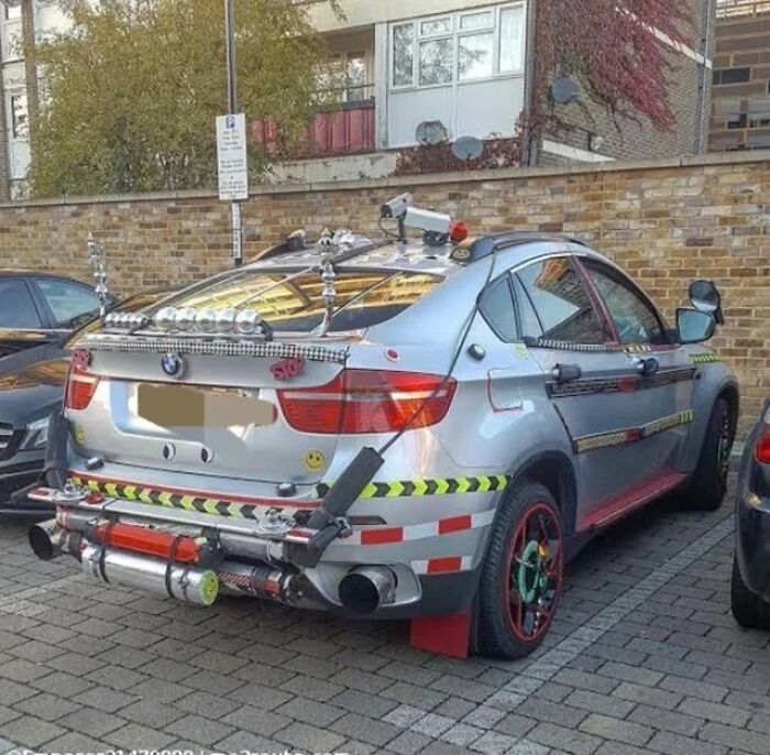 Weird-Screwed-Up-Looking-Cars-Pics