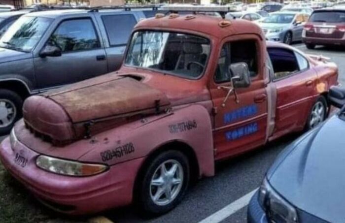 Weird-Screwed-Up-Looking-Cars-Pics