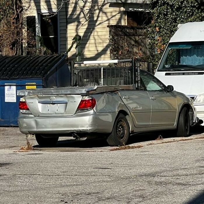 Weird-Screwed-Up-Looking-Cars-Pics