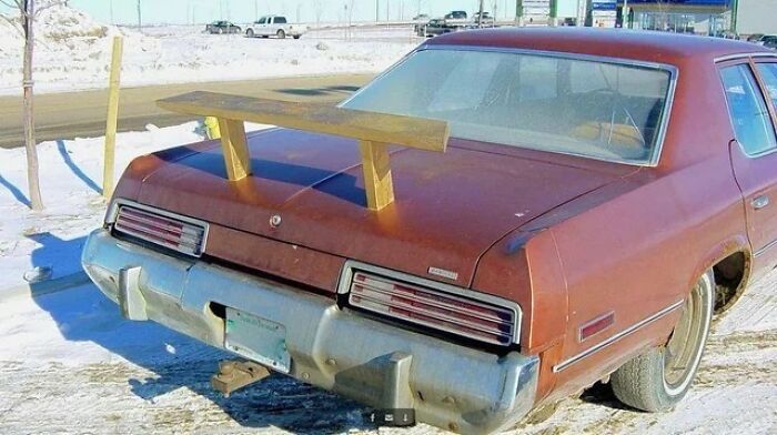 Weird-Screwed-Up-Looking-Cars-Pics